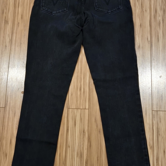 Levis Women's Black Jeans - Picture 5 of 7
